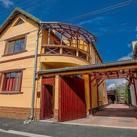 Pensiunea Hanna Brasov Exterior photo