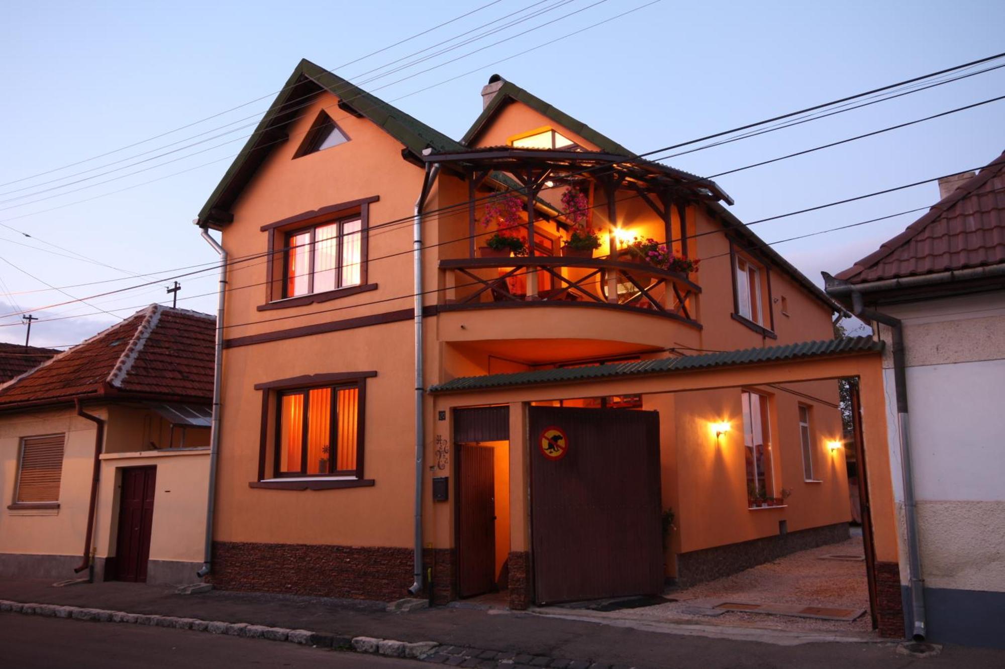 Pensiunea Hanna Brasov Exterior photo